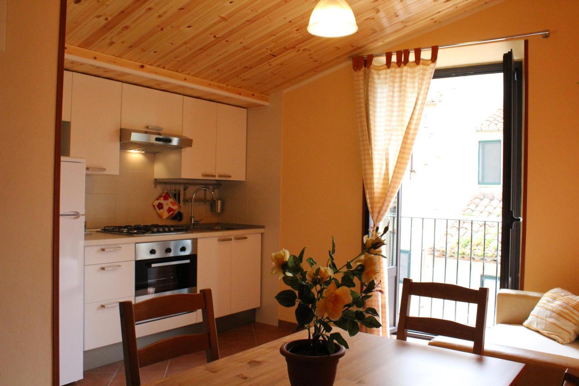 Gaia Holidays Apartments Cefalu Bilik gambar